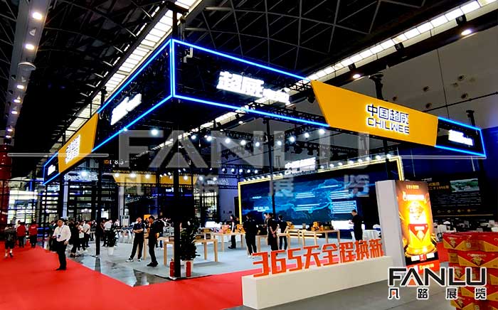 目前最火的展臺(tái)搭建材料是太空架結(jié)構(gòu)