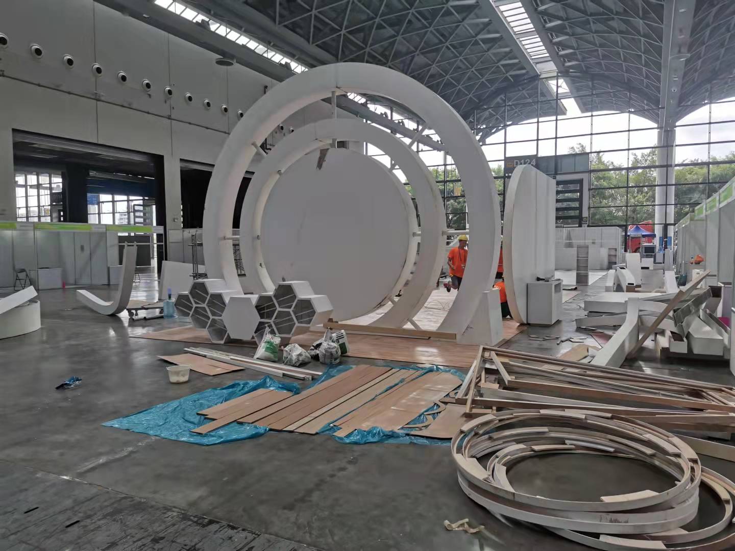 展會(huì)展臺(tái)搭建第一天主要是做什么？